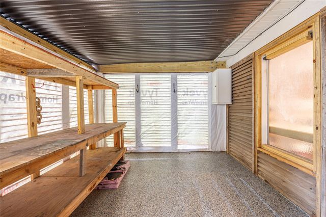 1170 Sailfish Street, Bayou Vista, TX 77563