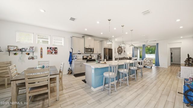 624 PALMETTO Place, Yulee, FL 32097