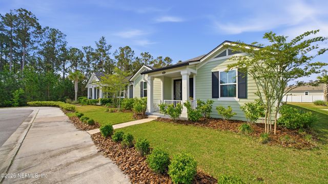 624 PALMETTO Place, Yulee, FL 32097