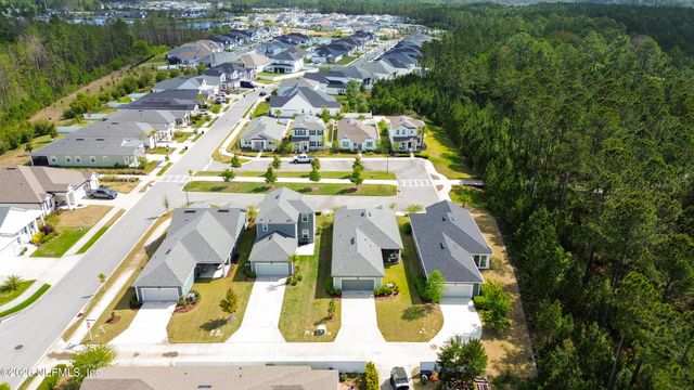 624 PALMETTO Place, Yulee, FL 32097