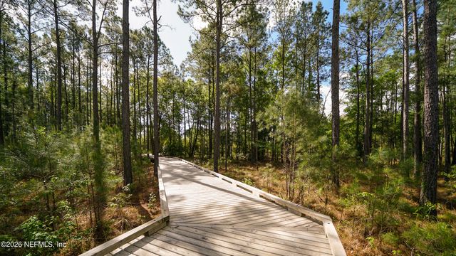 624 PALMETTO Place, Yulee, FL 32097