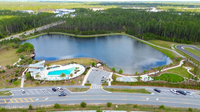 624 PALMETTO Place, Yulee, FL 32097