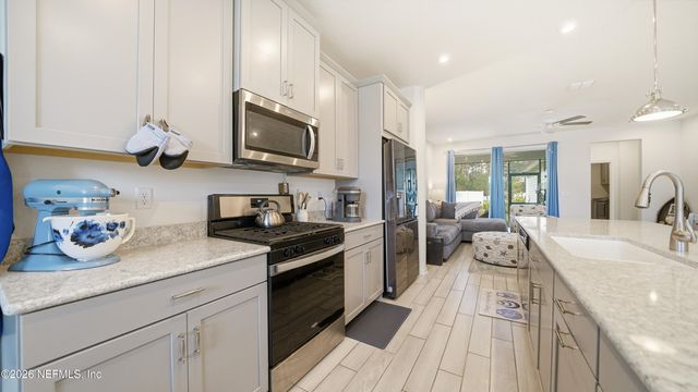 624 PALMETTO Place, Yulee, FL 32097