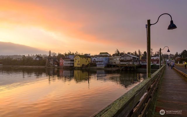 1054 NE Pennington Loop, Coupeville, WA 98239