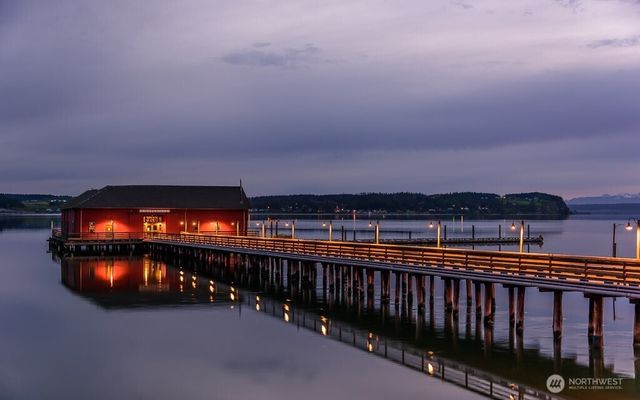 1054 NE Pennington Loop, Coupeville, WA 98239