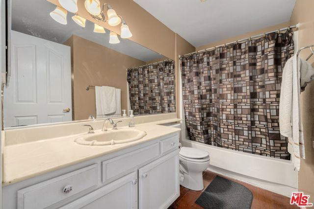 4750 Templeton Street 1104, Los Angeles, CA 90032