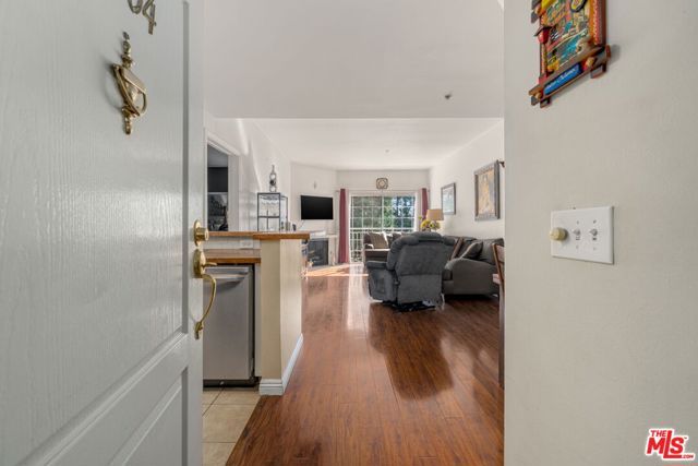 4750 Templeton Street 1104, Los Angeles, CA 90032