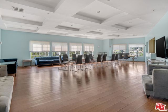 4750 Templeton Street 1104, Los Angeles, CA 90032