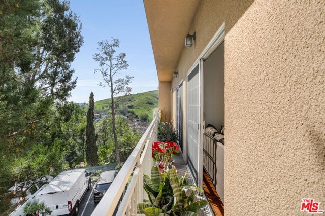 4750 Templeton Street 1104, Los Angeles, CA 90032