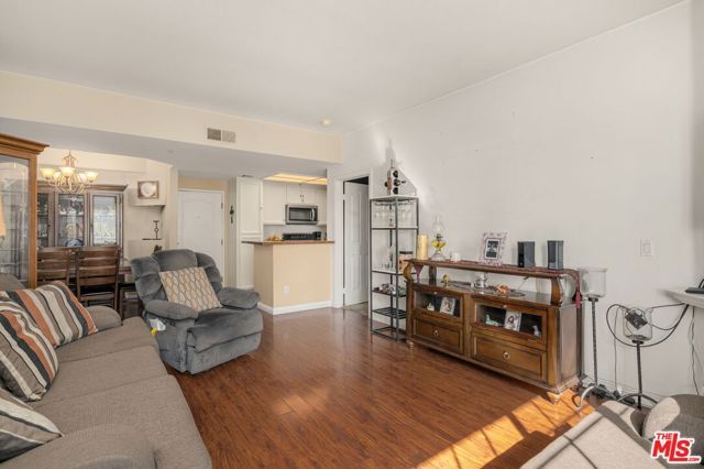 4750 Templeton Street 1104, Los Angeles, CA 90032