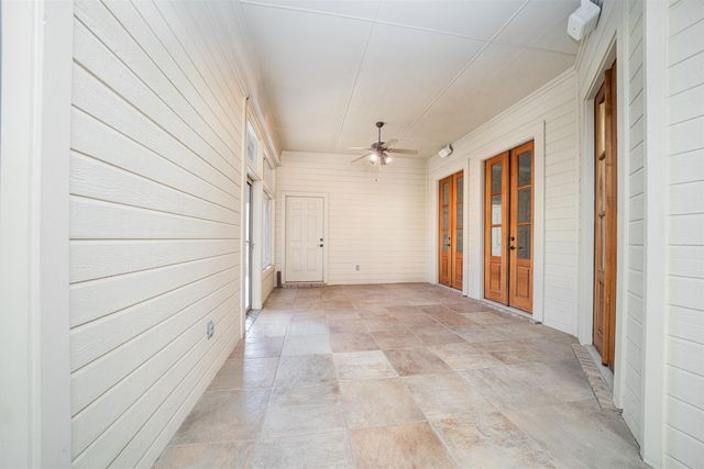 1604 Colonial Drive, Longview, TX 75605