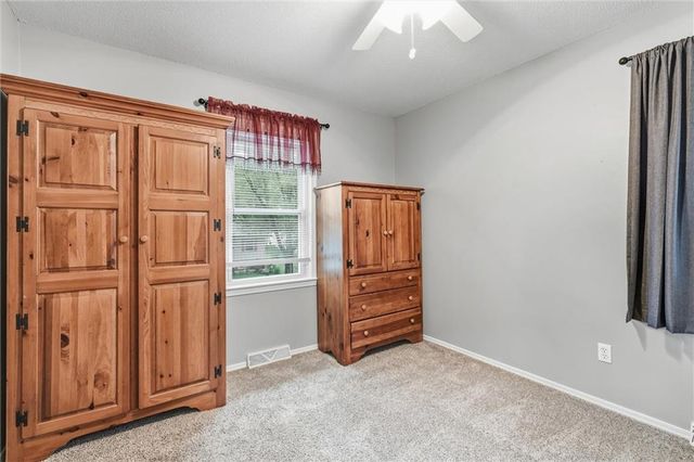 16317 E 34th Street S, Independence, MO 64055