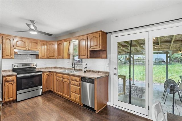 16317 E 34th Street S, Independence, MO 64055