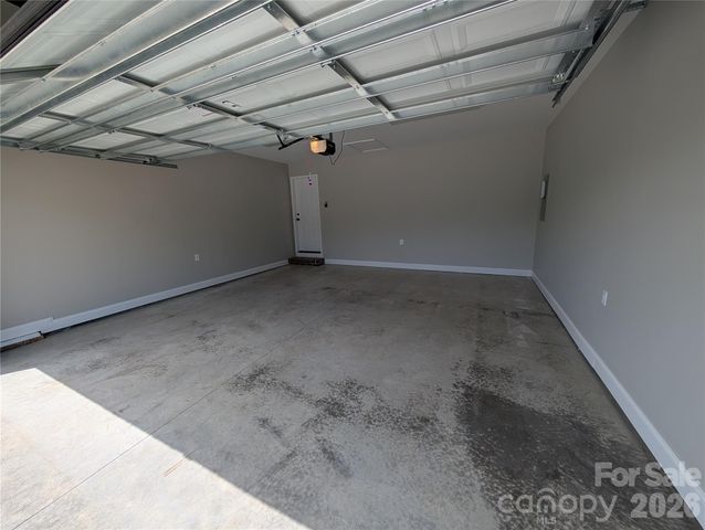 4184 Saltwood Drive, Hickory, NC 28602