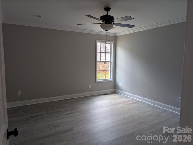 4184 Saltwood Drive, Hickory, NC 28602