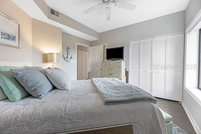 7 Shelter Cove Ln Apt 7556, Hilton Head Island, SC 29928