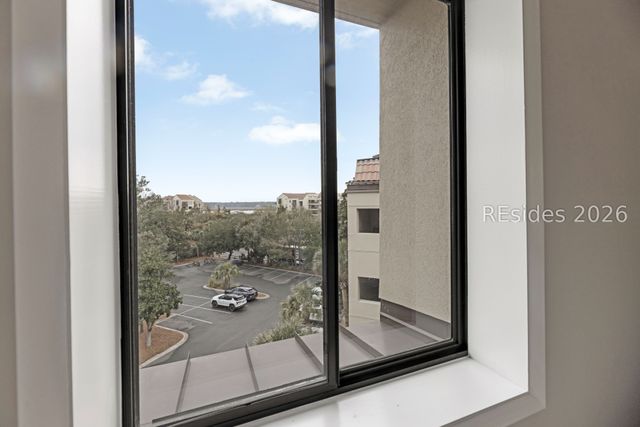 7 Shelter Cove Ln Apt 7556, Hilton Head Island, SC 29928