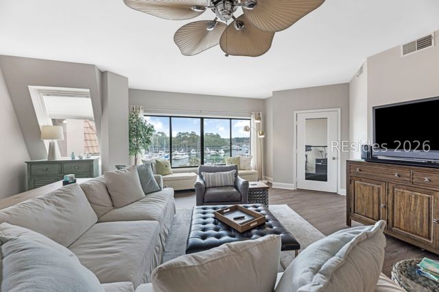 7 Shelter Cove Ln Apt 7556, Hilton Head Island, SC 29928