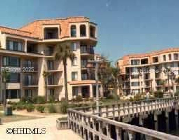 7 Shelter Cove Ln Apt 7556, Hilton Head Island, SC 29928
