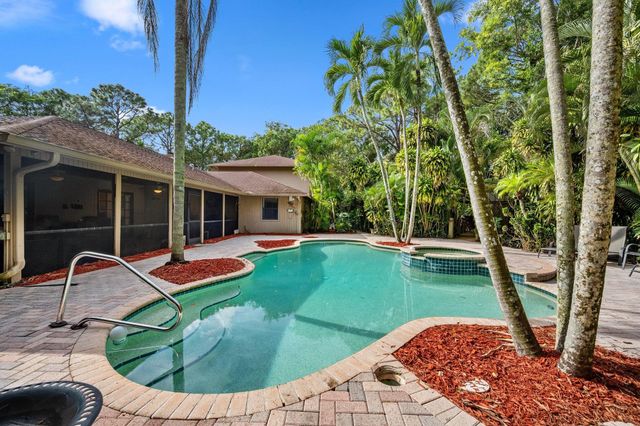 7169 154th Court N, Palm Beach Gardens, FL 33418