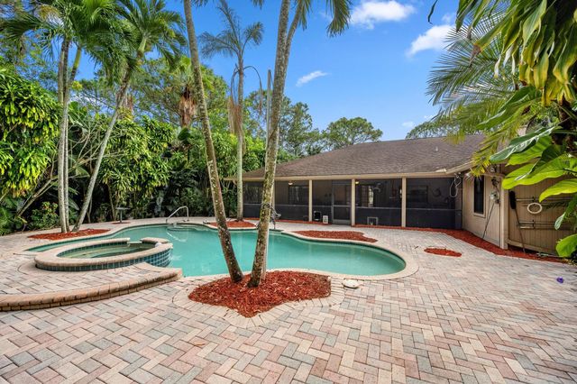 7169 154th Court N, Palm Beach Gardens, FL 33418