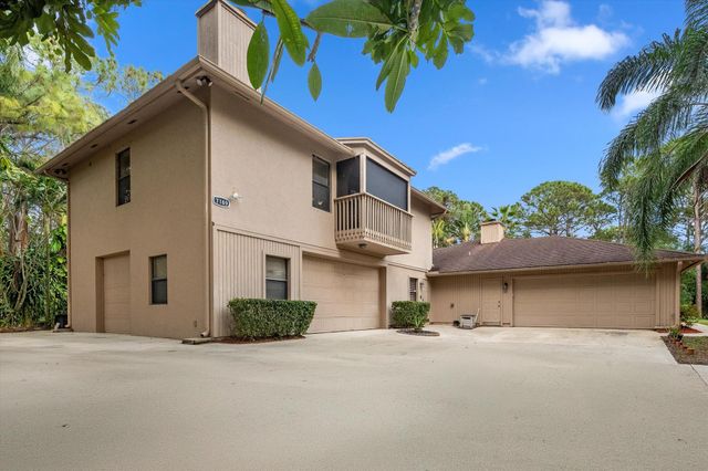 7169 154th Court N, Palm Beach Gardens, FL 33418