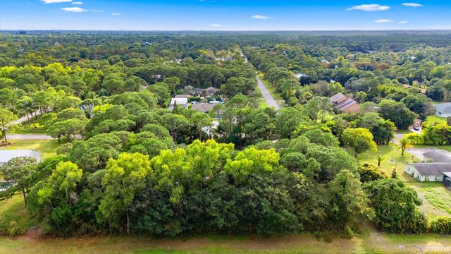 7169 154th Court N, Palm Beach Gardens, FL 33418