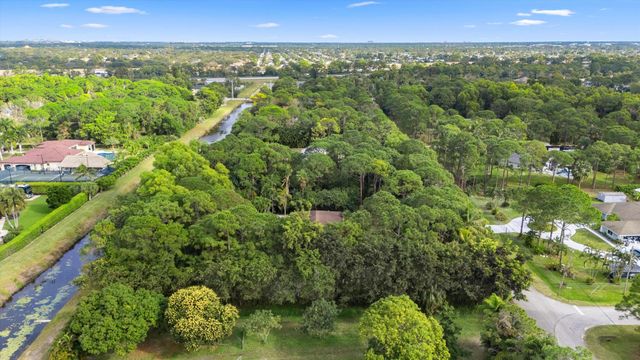 7169 154th Court N, Palm Beach Gardens, FL 33418