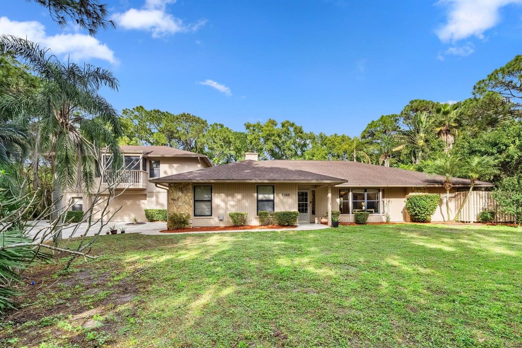 7169 154th Court N, Palm Beach Gardens, FL 33418