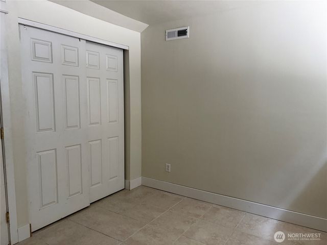 4883 Laura Lane SE, Port Orchard, WA 98367