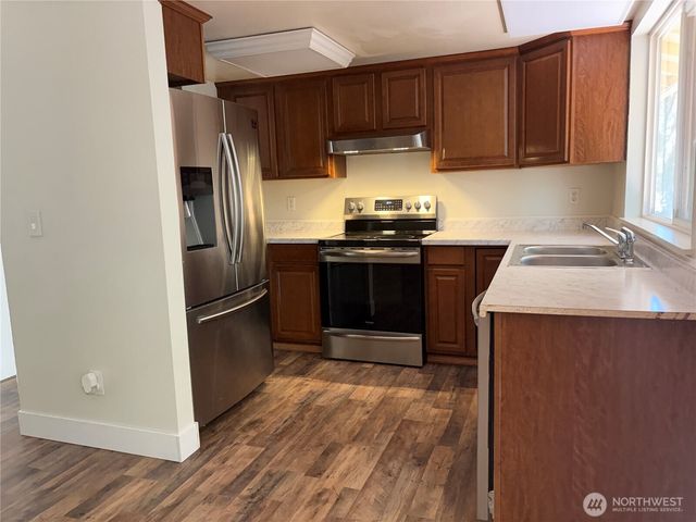 4883 Laura Lane SE, Port Orchard, WA 98367