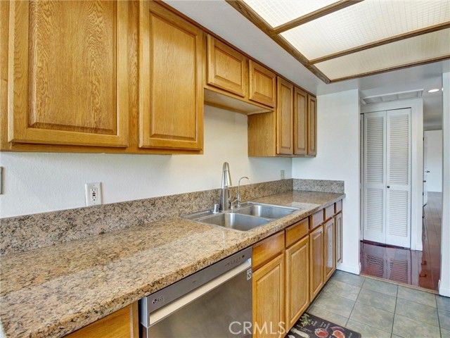 1134 Campbell 307, Glendale, CA 91207