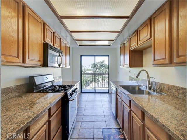 1134 Campbell 307, Glendale, CA 91207