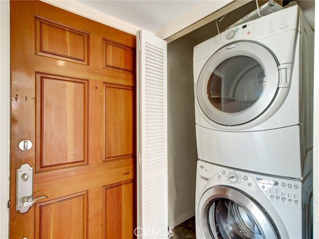 1134 Campbell 307, Glendale, CA 91207