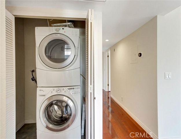 1134 Campbell 307, Glendale, CA 91207