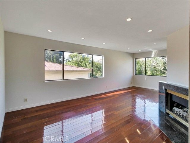 1134 Campbell 307, Glendale, CA 91207