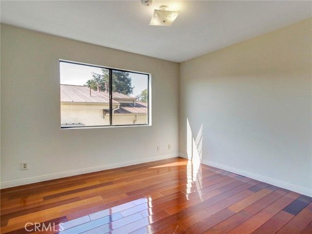 1134 Campbell 307, Glendale, CA 91207