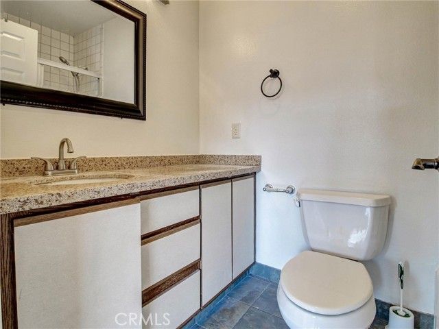 1134 Campbell 307, Glendale, CA 91207