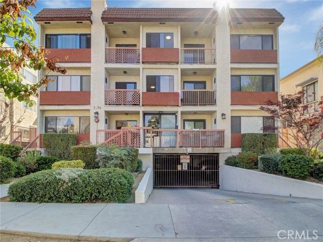 1134 Campbell 307, Glendale, CA 91207