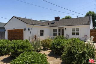 13732 Wyandotte Street, Van Nuys (los Angeles), CA 91405
