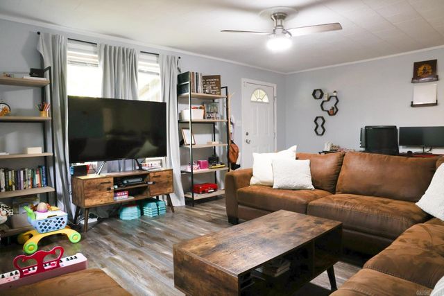 11 Jerry Street, Conway, AR 72032