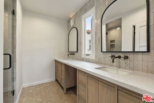 428 S Bedford Drive, Beverly Hills, CA 90212