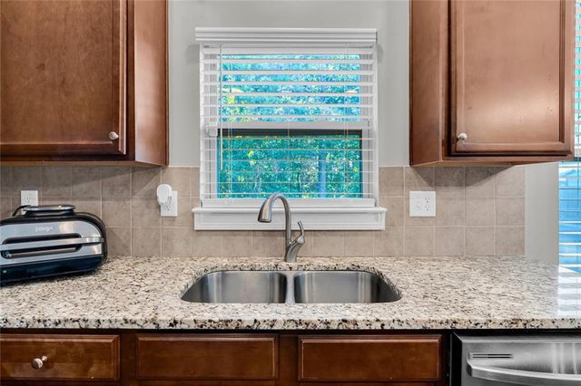 4901 Locherby Drive, Fairburn, GA 30213