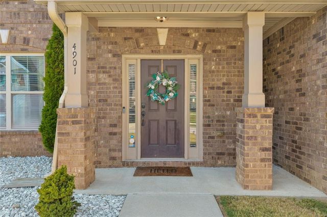 4901 Locherby Drive, Fairburn, GA 30213