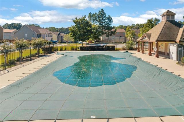 4901 Locherby Drive, Fairburn, GA 30213
