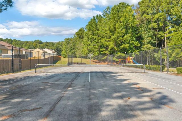 4901 Locherby Drive, Fairburn, GA 30213