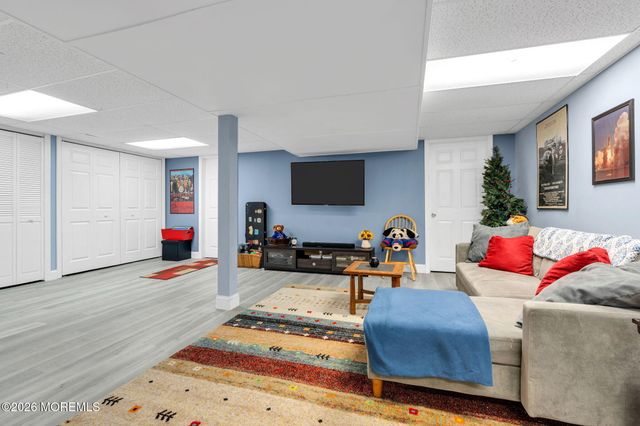 62 Nedshire Drive, Middletown, NJ 07748