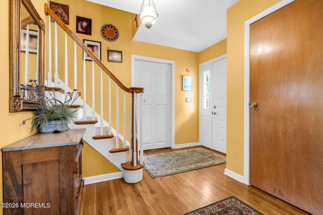 62 Nedshire Drive, Middletown, NJ 07748
