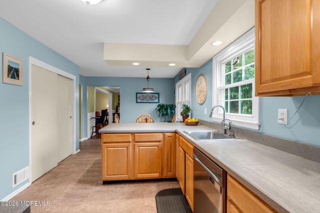 62 Nedshire Drive, Middletown, NJ 07748
