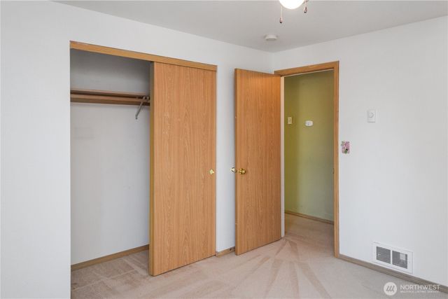 221 E 5th Street, Union, WA 98592